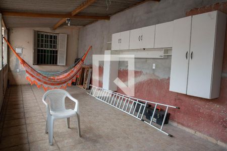 Casa para alugar com 236m², 4 quartos e 2 vagasQuintal