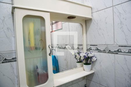 Casa para alugar com 236m², 4 quartos e 2 vagasBanheiro 2