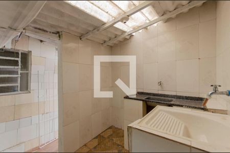 Casa à venda com 80m², 2 quartos e 1 vagaÁrea de Serviço