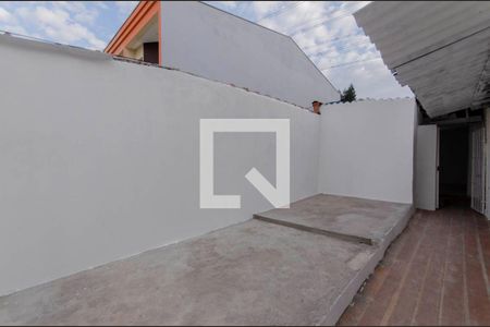 Casa à venda com 80m², 2 quartos e 1 vagaQuintal