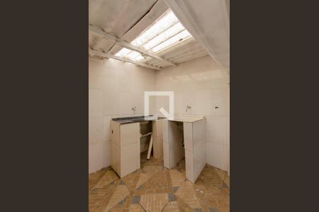 Casa à venda com 80m², 2 quartos e 1 vagaÁrea de Serviço