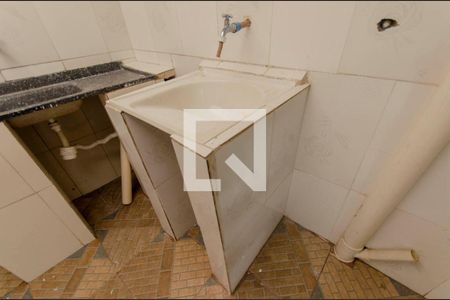 Casa à venda com 80m², 2 quartos e 1 vagaÁrea de Serviço