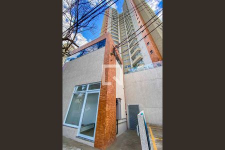 Apartamento à venda com 58m², 2 quartos e 1 vagaFachada e portaria