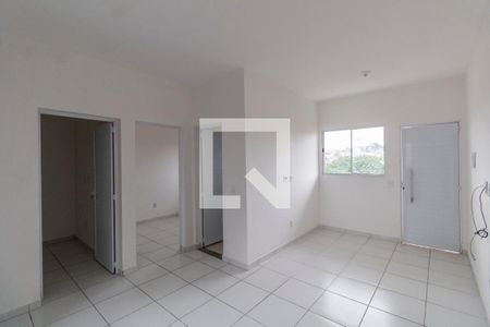 Sala e Cozinha Integrada  de apartamento para alugar com 2 quartos, 43m² em Vila Ré, São Paulo