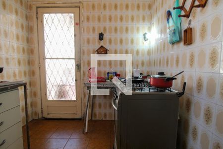 Casa à venda com 250m², 3 quartos e 1 vaga Casa à venda com 250m², 3 quartos e 1 vagaCozinha