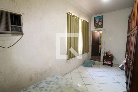 Casa à venda com 250m², 3 quartos e 1 vaga Casa à venda com 250m², 3 quartos e 1 vagaSuíte