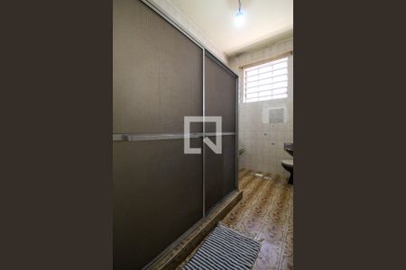 Casa à venda com 250m², 3 quartos e 1 vaga Casa à venda com 250m², 3 quartos e 1 vagaBanheiro Social