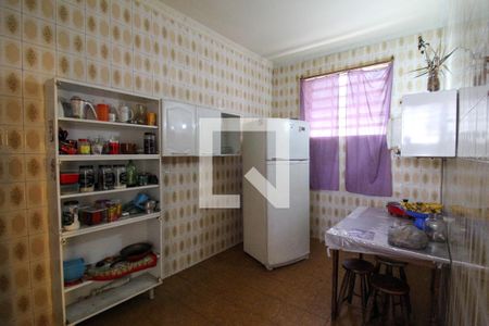 Casa à venda com 250m², 3 quartos e 1 vaga Casa à venda com 250m², 3 quartos e 1 vagaCopa