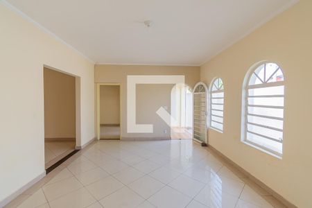 Sala de casa à venda com 3 quartos, 155m² em Jardim Marcia, Campinas
