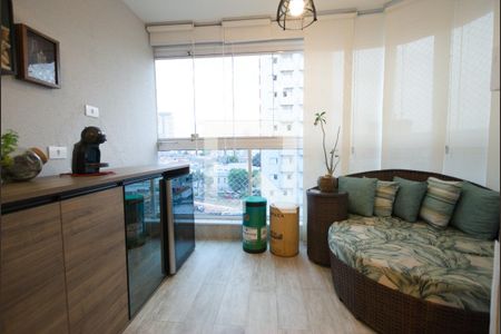 Varanda de apartamento à venda com 2 quartos, 67m² em Vila Dom Pedro I, São Paulo