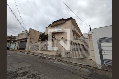 Casa de condomínio à venda com 105m², 2 quartos e 1 vagaFachada