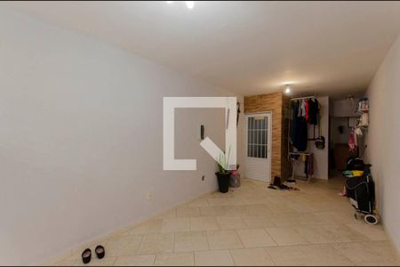 Casa de condomínio à venda com 105m², 2 quartos e 1 vagaGaragem