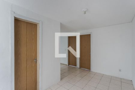 Sala de apartamento à venda com 2 quartos, 45m² em Rubem Berta, Porto Alegre