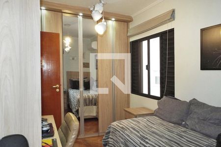 Casa à venda com 162m², 3 quartos e 4 vagas Casa à venda com 162m², 3 quartos e 4 vagasQuarto 2