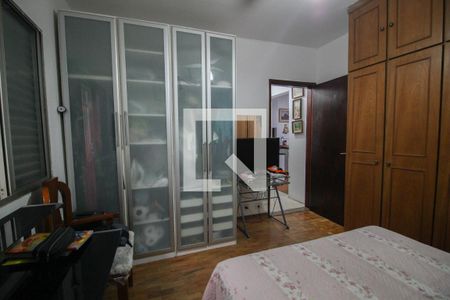 Casa à venda com 270m², 3 quartos e 1 vagaquarto 2