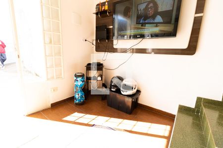 Sala de casa à venda com 2 quartos, 125m² em Jardim Santos Dumont, São Paulo