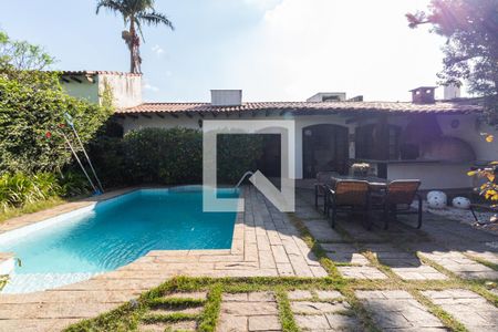 Casa à venda com 311m², 4 quartos e 4 vagas Casa à venda com 311m², 4 quartos e 4 vagasÁrea Externa