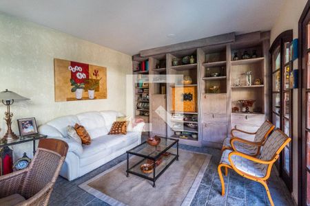 Casa à venda com 311m², 4 quartos e 4 vagas Casa à venda com 311m², 4 quartos e 4 vagasÁrea Externa - sala