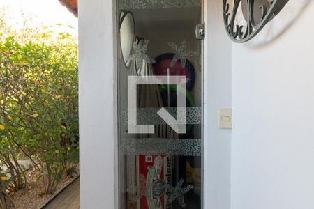 Casa à venda com 311m², 4 quartos e 4 vagas Casa à venda com 311m², 4 quartos e 4 vagasÁrea Externa - sauna