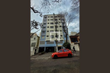 Apartamento para alugar com 55m², 2 quartos e 1 vaga Apartamento para alugar com 55m², 2 quartos e 1 vagaFachada