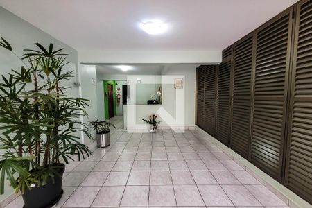 Apartamento para alugar com 55m², 2 quartos e 1 vaga Apartamento para alugar com 55m², 2 quartos e 1 vagaHall
