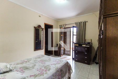 Casa à venda com 150m², 3 quartos e 4 vagasSuíte 2