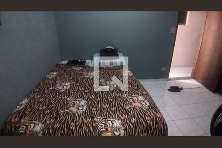 Casa à venda com 150m², 3 quartos e 5 vagas Casa à venda com 150m², 3 quartos e 5 vagasQuarto 2