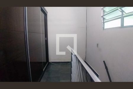 Casa à venda com 150m², 3 quartos e 5 vagas Casa à venda com 150m², 3 quartos e 5 vagasarmario