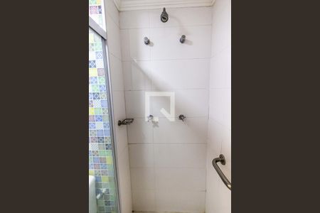 Banheiro de apartamento para alugar com 1 quarto, 32m² em Higienópolis, São Paulo