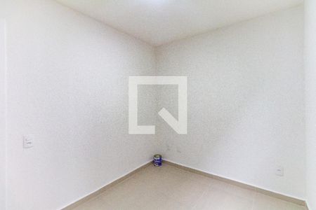 Quarto 2 de apartamento para alugar com 2 quartos, 44m² em Jardim São Savério, São Paulo