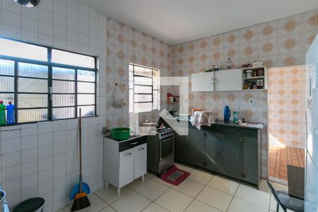 Casa à venda com 200m², 4 quartos e 3 vagas Casa à venda com 200m², 4 quartos e 3 vagasCozinha