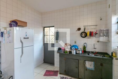 Casa à venda com 200m², 4 quartos e 3 vagas Casa à venda com 200m², 4 quartos e 3 vagasCozinha