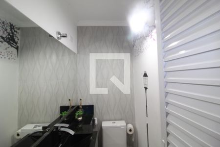 Casa à venda com 172m², 3 quartos e sem vagaBanheiro serviço 