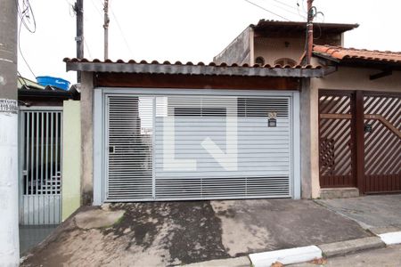 Casa à venda com 177m², 2 quartos e 2 vagas Casa à venda com 177m², 2 quartos e 2 vagasFachada