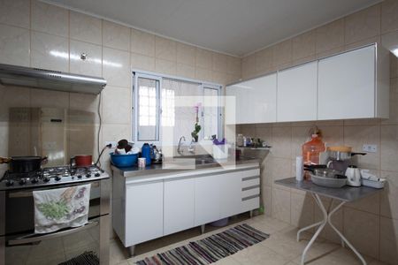 Casa à venda com 177m², 2 quartos e 2 vagas Casa à venda com 177m², 2 quartos e 2 vagasCozinha