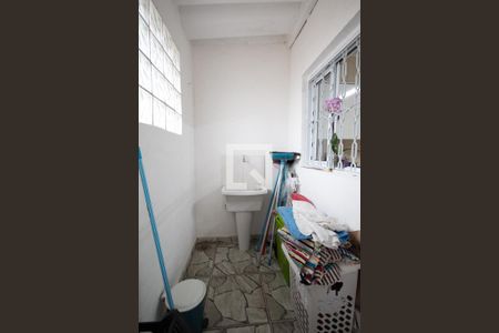 Casa à venda com 177m², 2 quartos e 2 vagas Casa à venda com 177m², 2 quartos e 2 vagasÁrea de Serviço