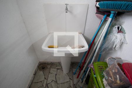 Casa à venda com 177m², 2 quartos e 2 vagas Casa à venda com 177m², 2 quartos e 2 vagasÁrea de Serviço