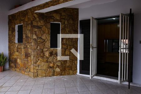 Casa à venda com 150m², 3 quartos e 2 vagasVaranda da Suite