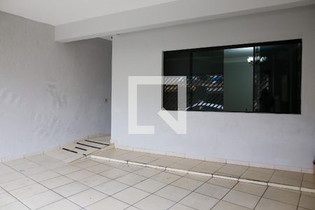 Casa à venda com 150m², 3 quartos e 2 vagasGaragem