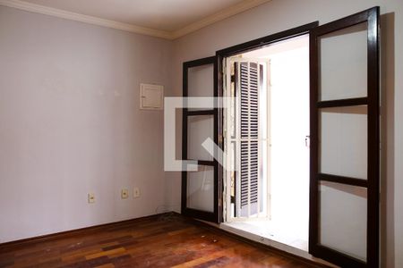 Casa à venda com 150m², 3 quartos e 2 vagasSuite