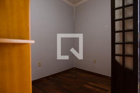 Casa à venda com 150m², 3 quartos e 2 vagasQuarto 2