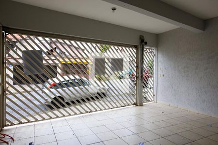 Casa à venda com 150m², 3 quartos e 2 vagasGaragem