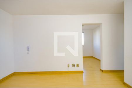Sala 1 de apartamento para alugar com 2 quartos, 55m² em Caiçaras, Belo Horizonte