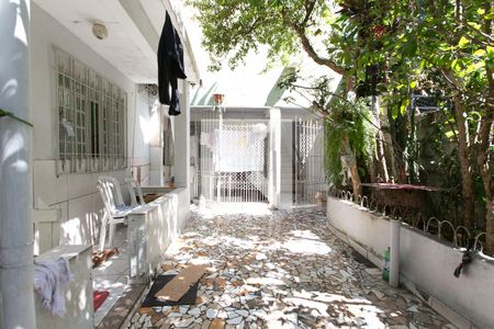 Casa à venda com 112m², 3 quartos e 2 vagasQuintal 