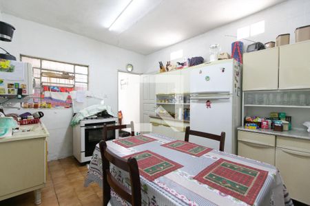 Casa à venda com 112m², 3 quartos e 2 vagasCozinha 2