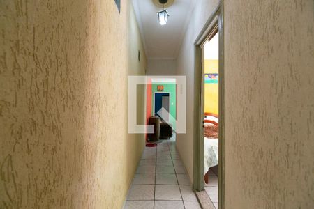 Casa à venda com 112m², 3 quartos e 2 vagasCorredor 