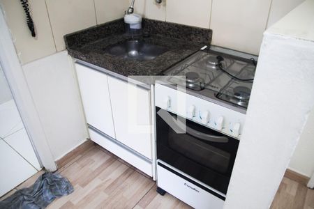 Apartamento para alugar com 29m², 1 quarto e sem vaga Apartamento para alugar com 29m², 1 quarto e sem vagaCozinha - Armários