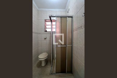 Casa à venda com 332m², 3 quartos e 2 vagasEdícula - Banheiro