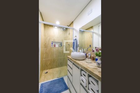 Apartamento à venda com 79m², 2 quartos e 1 vagaBanheiro