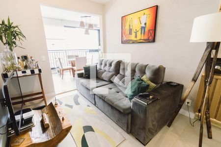 Sala de apartamento à venda com 2 quartos, 68m² em Água Branca, São Paulo